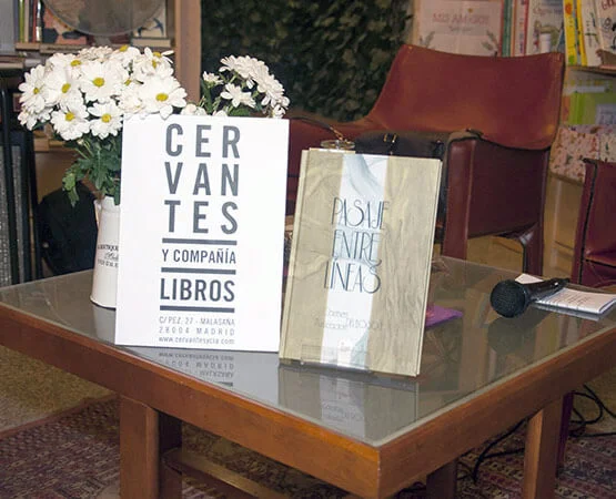 Libro "Pasaje entre líneas"